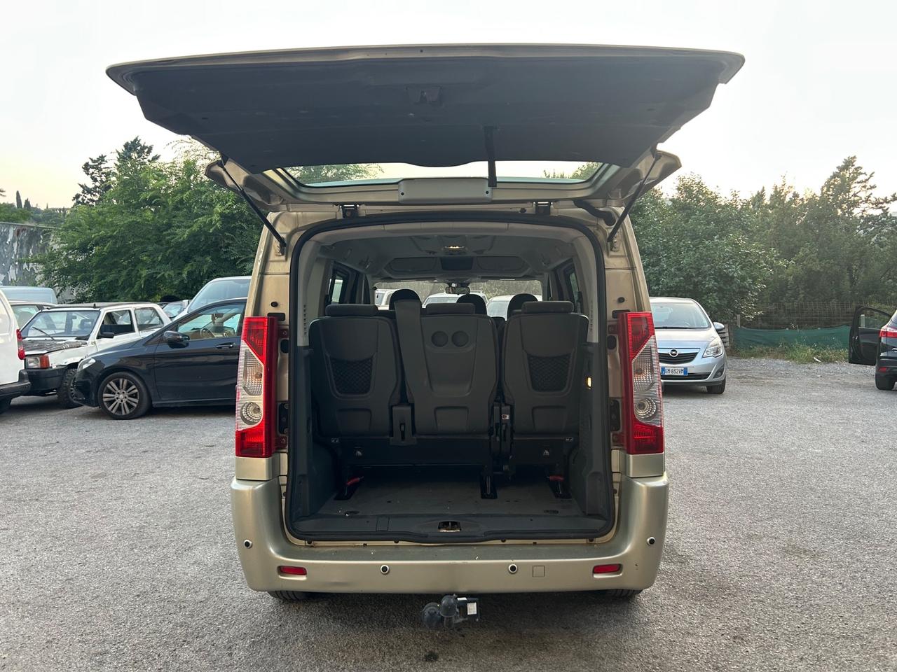 Citroen Jumpy 2.0 HDi/120 9 Posti Gancio Traino