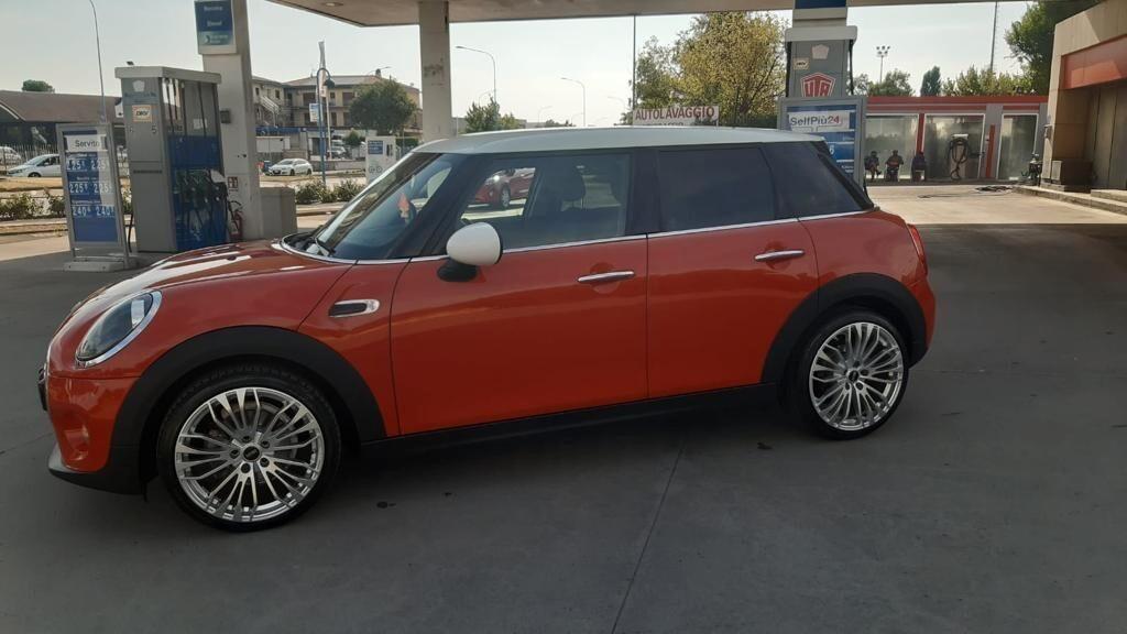 Mini Cooper D 1.5 hype 5 porte 2018 EURO 6 C