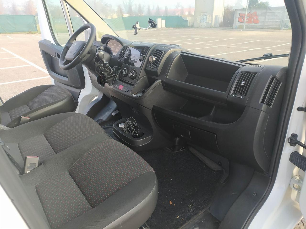 Peugeot Boxer Comfort 2.2 Blue HDI Camper #8237