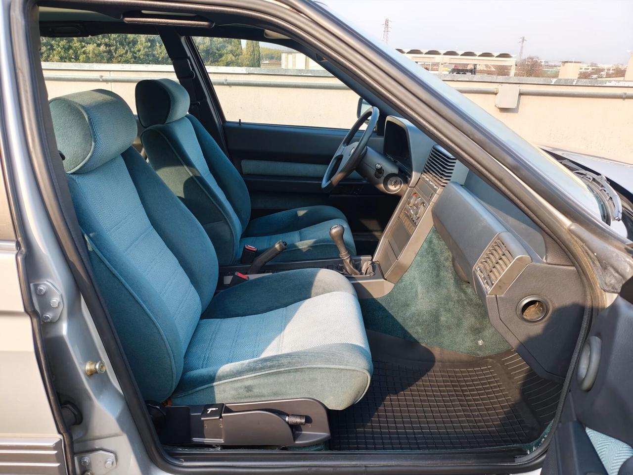 Alfa Romeo 164 2.0i Twin Spark