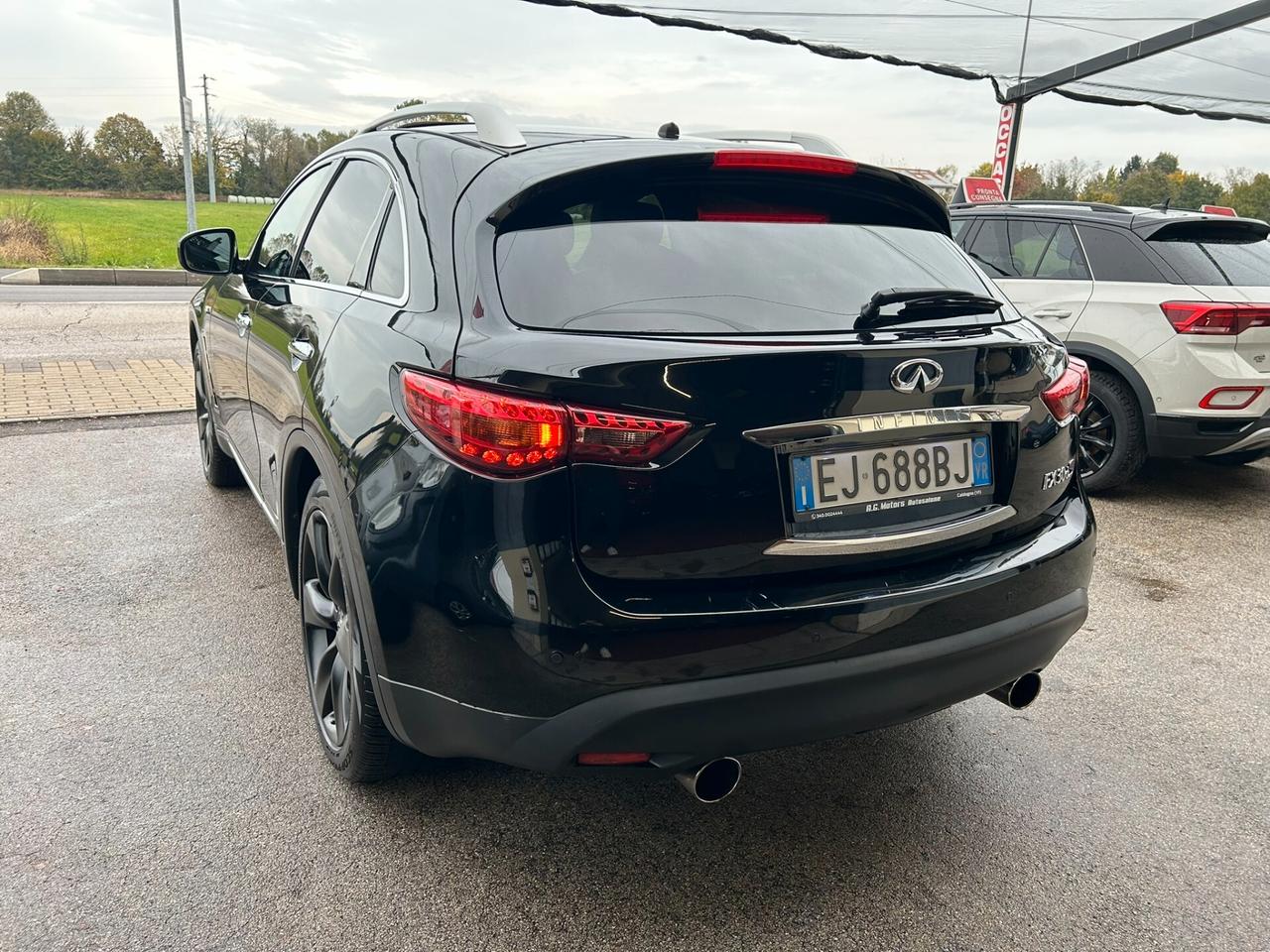 INFINITI FX 3.0DS V6 238CV AWD auto Premium - EXPORT