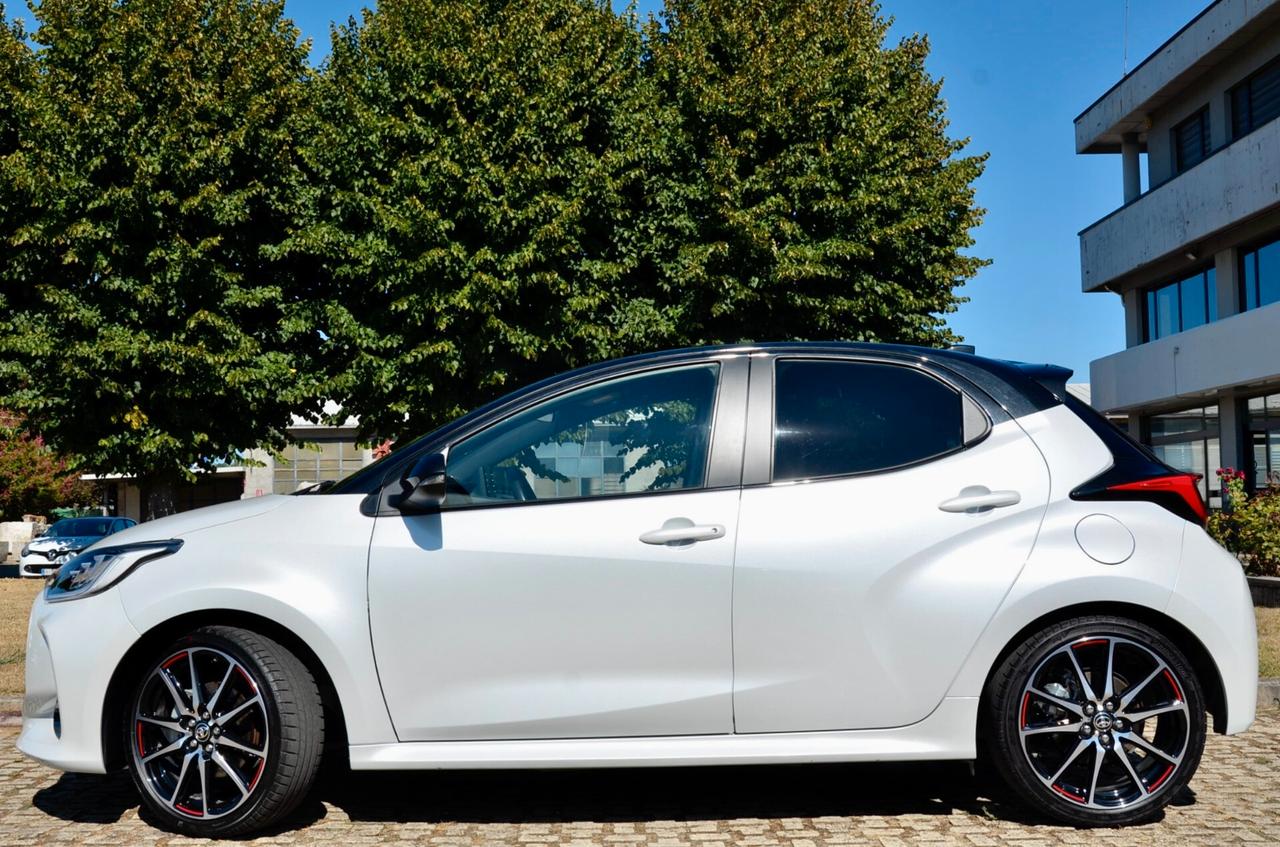 TOYOTA YARIS 1.5 HYBRID GR SPORT 92cv AUTO, SERVICE UFF TOYOTA, UFF ITALIANA, GARANZIA UFF TOYOTA, EURO 6D, FARI LED, RETROCAMERA, PERMUTE