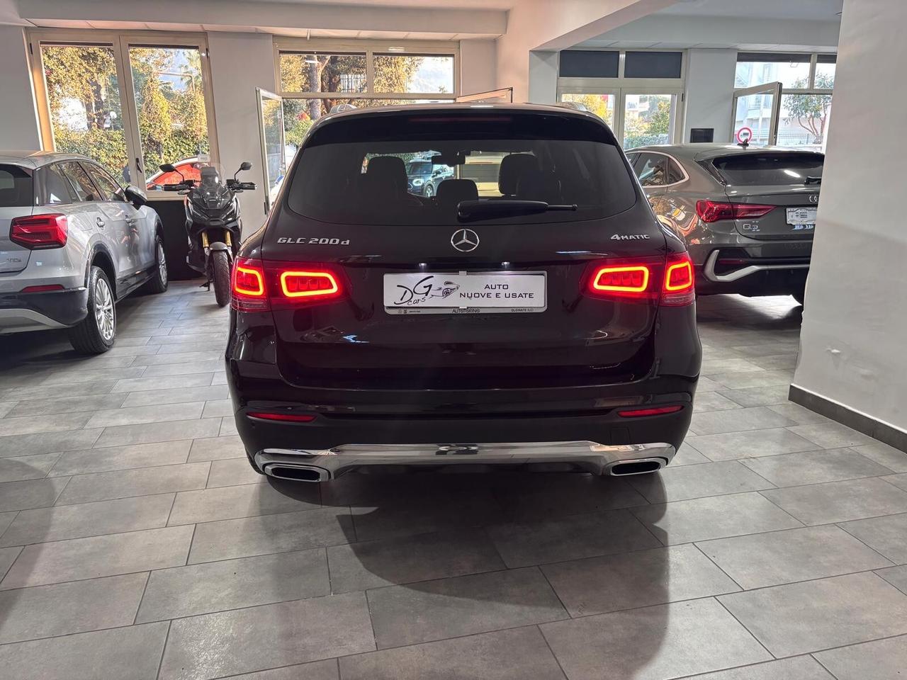 MERCEDES-BENZ GLC 200D 4MATIC VIRTUAL-NAVI-LED