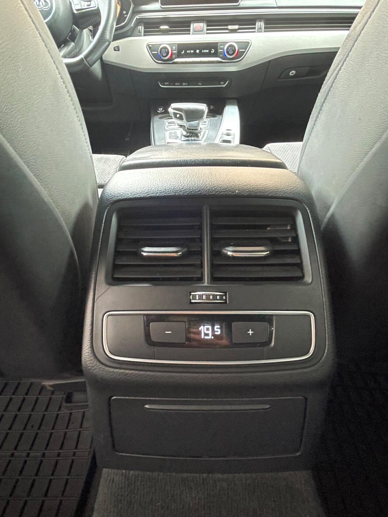 Audi A4 2.0 TDI 190 CV S tronic 3x S-line solo 140.000 km CERT