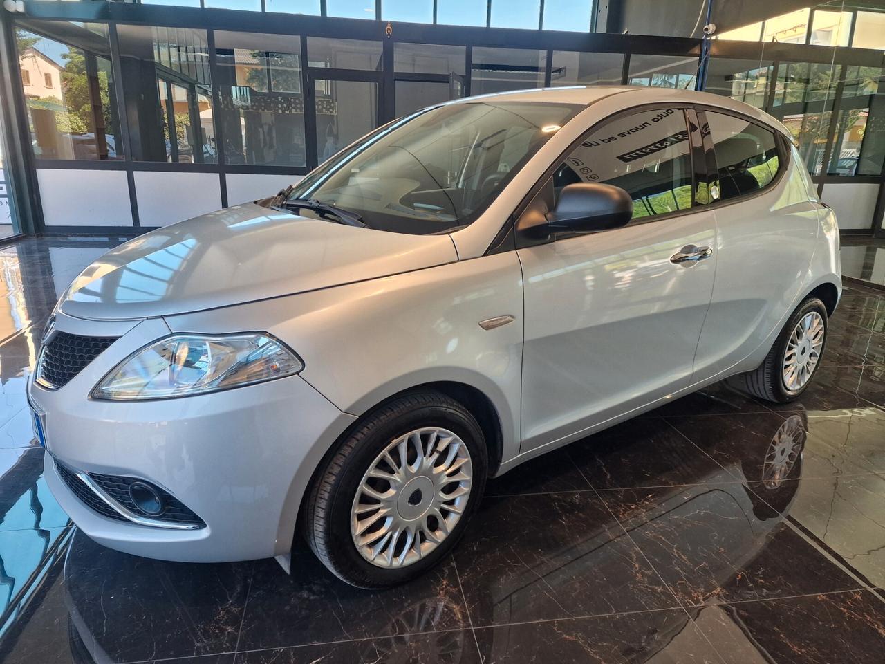 Lancia Ypsilon 1.2 BENZINA-GPL, 121 mila chilometri