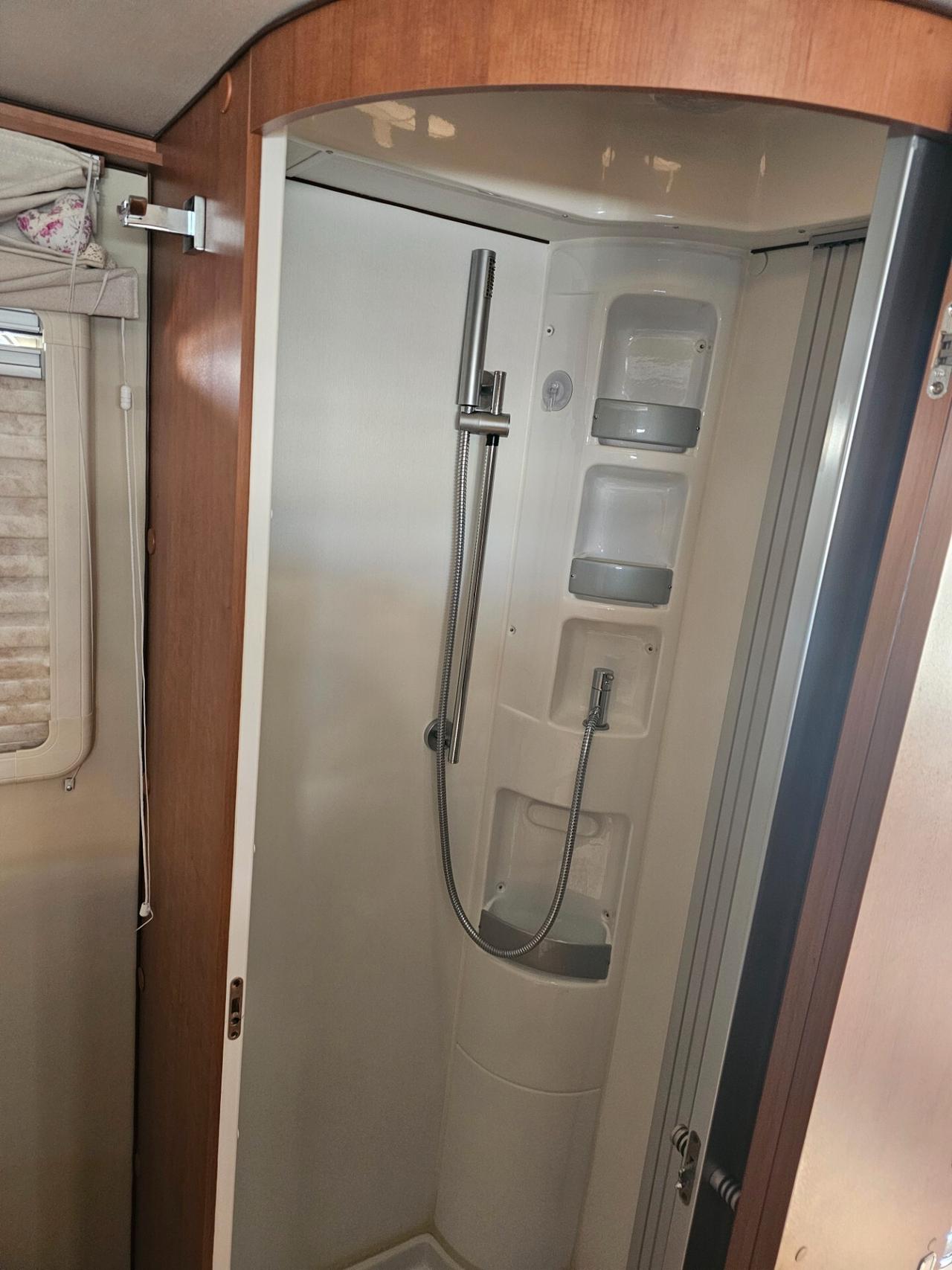 Arca Motorhome 3.0 Diesel 180CV.Nuov.o.2014