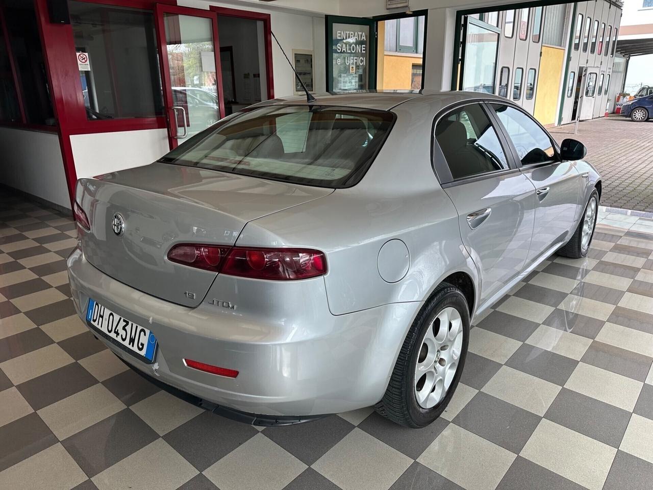 Alfa Romeo 159 1.9 JTDm 16V Distinctive