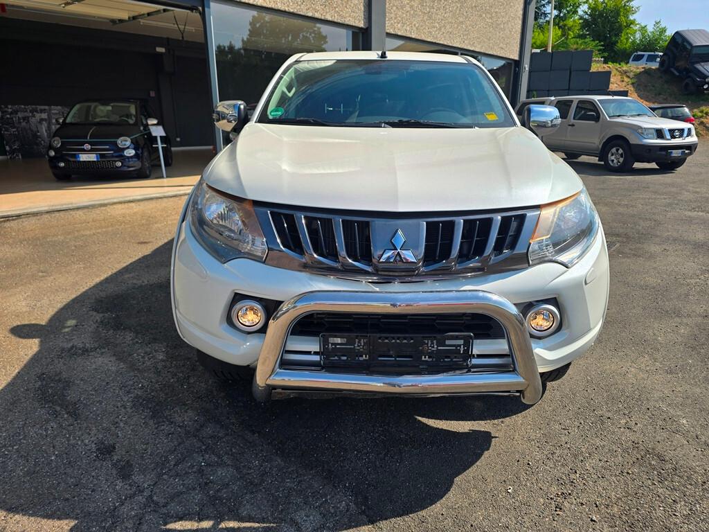 Mitsubishi L200 2.4 DI-D/181CV INTENSE