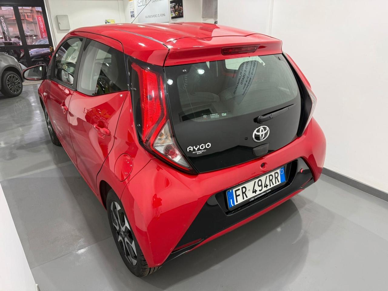 TOYOTA AYGO AUTOMATICA * PRONTA CONSEGNA