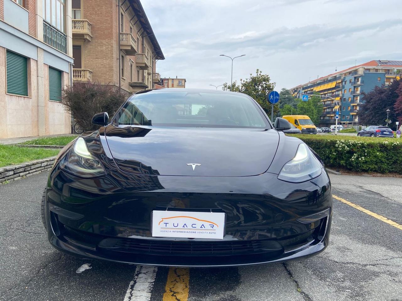 Tesla Model 3 Long Range