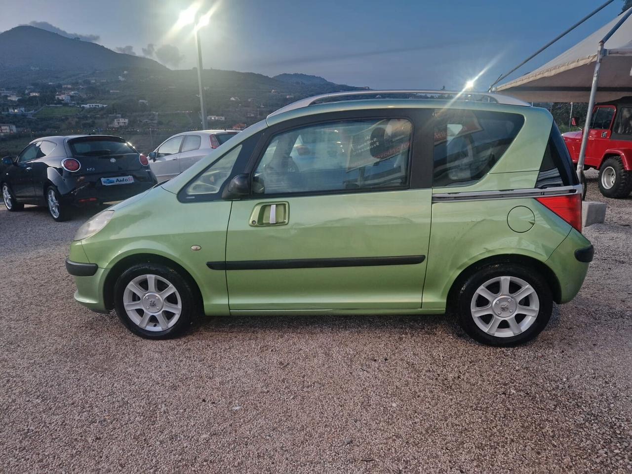 Peugeot 1007 1.4 HDi Trendy