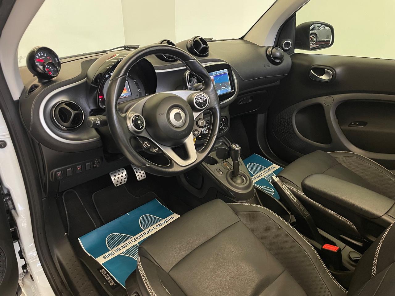 Smart ForTwo BRABUS 0.9 Turbo twinamic cabrio