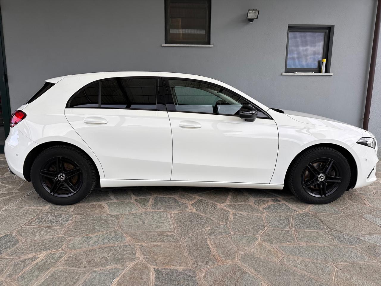 Mercedes A 200 Business 7G-DCT