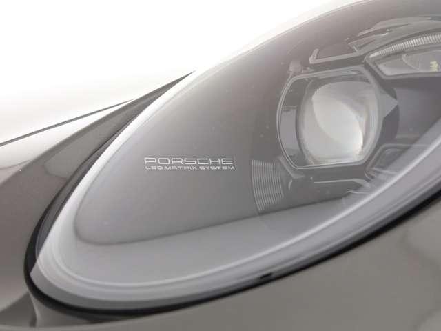 Porsche 992 coupe 4.0 gt3 auto