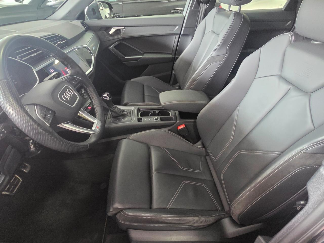 Audi Q3 35 TDI S tronic line edition