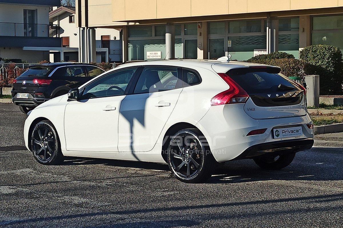 VOLVO V40 D2 Kinetic