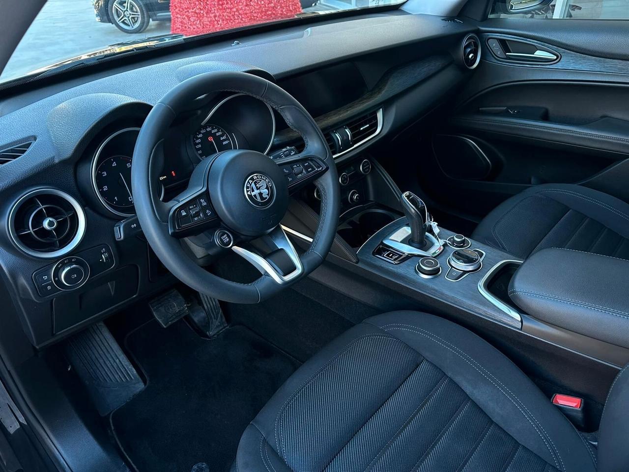 Alfa Romeo Stelvio 2.2 Turbodiesel 190 CV AT8 Q4 Super