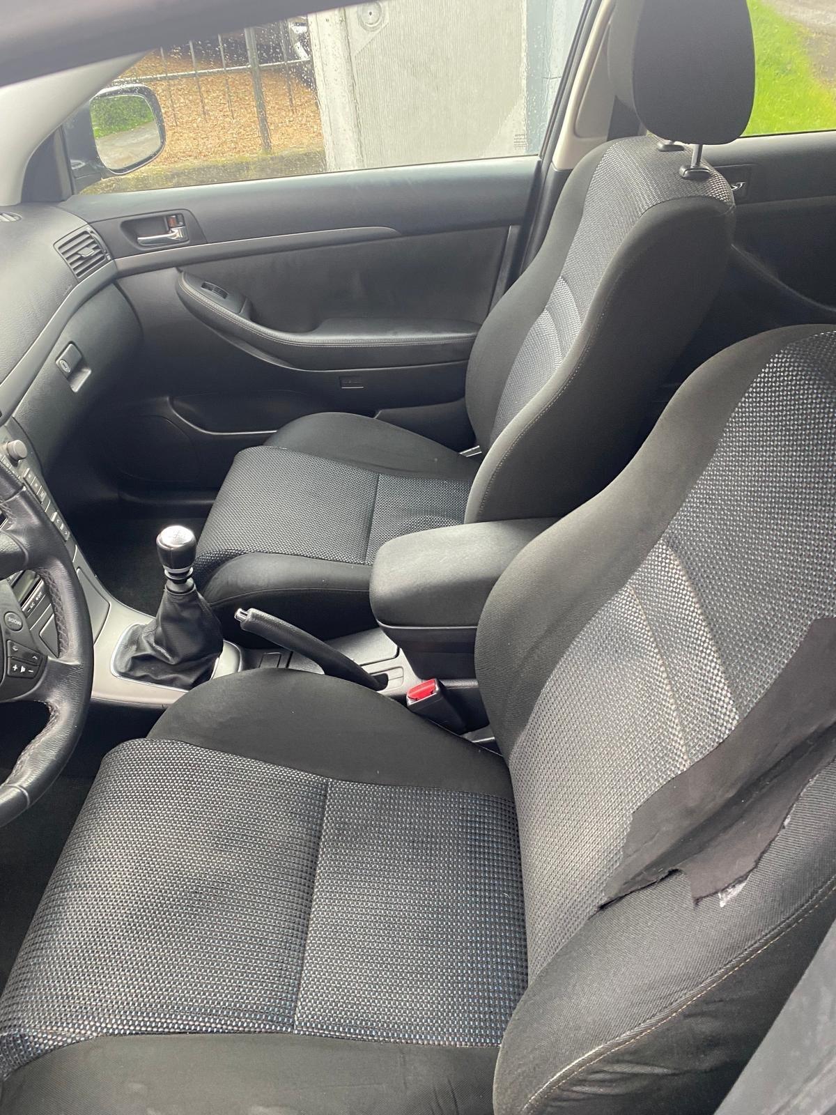 Toyota Avensis 2.0 D-4D Wagon Sol