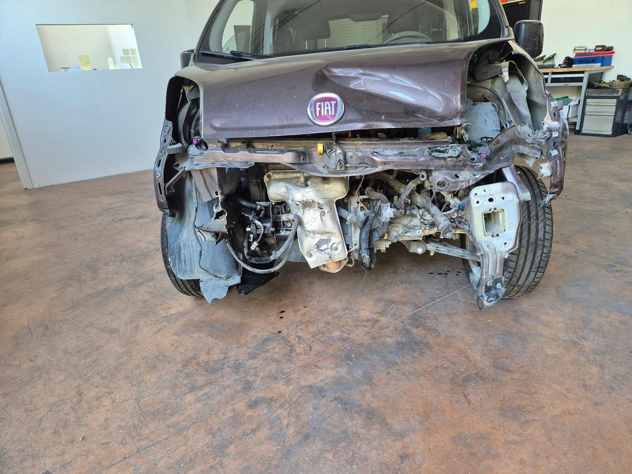 Fiat Qubo 1.4 8v natural power lounge 70cv my 19