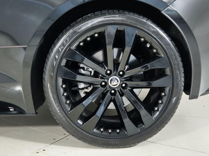 Jaguar F-Type 2020 Coupe Coupe 2.0 i4 R-Dynamic rwd 300cv auto