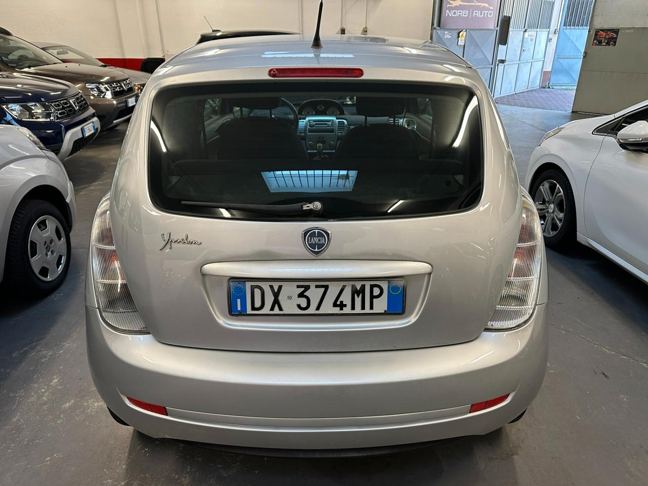 Lancia Ypsilon 1.4 Platino Ecochic GPL