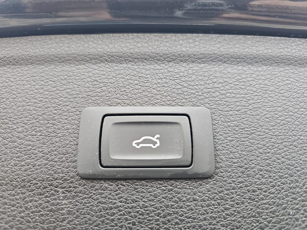 Audi Q5 30 TDI S tronic line plus