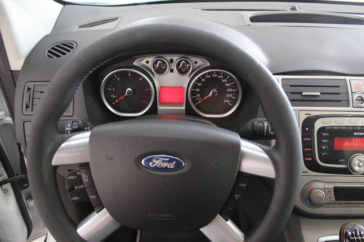 FORD - Kuga - 2.0 TDCi 136CV 2WD Titanium DPF