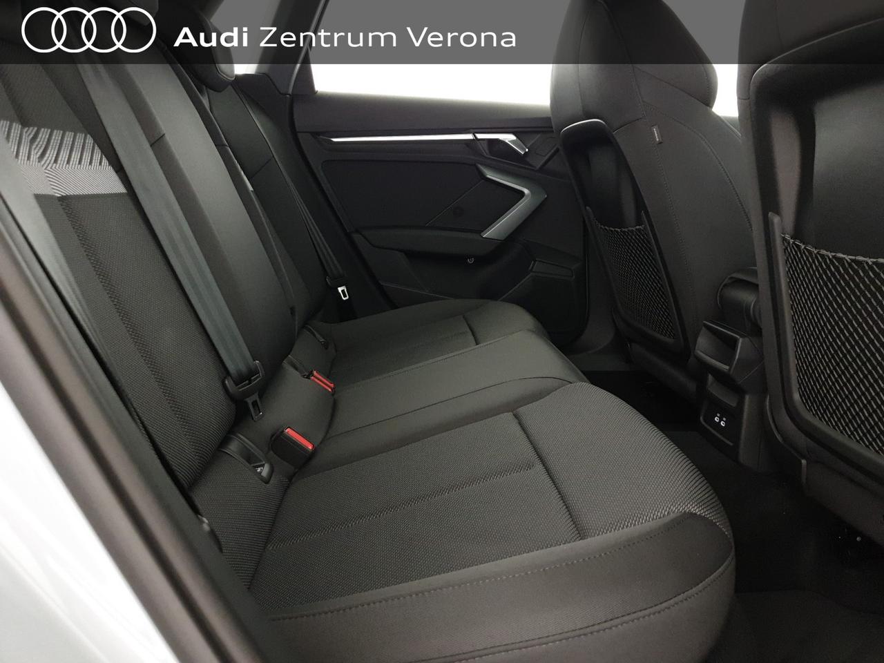 Sportback 2.0TDI 150CV S tronic Business Advanced