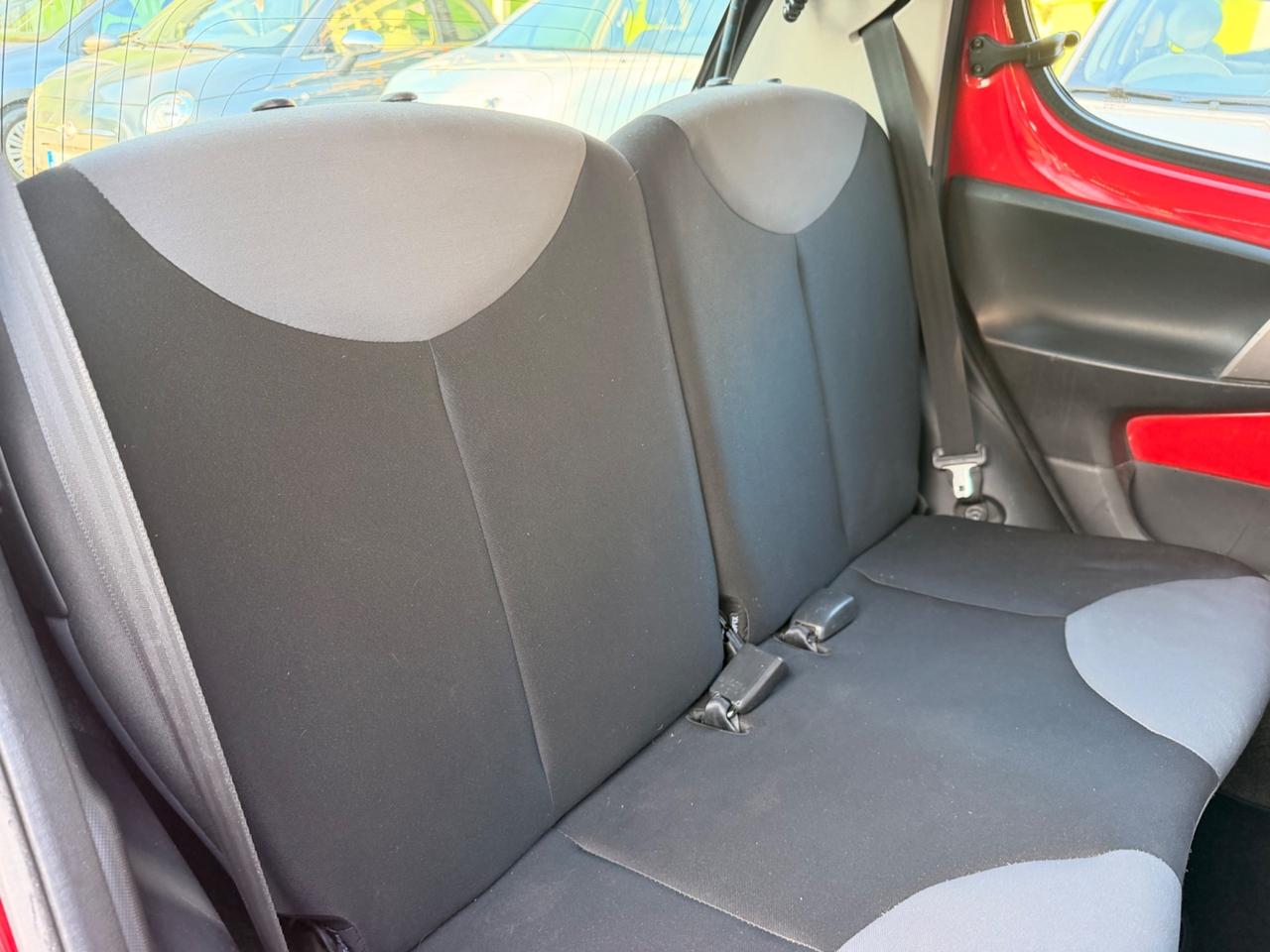 Peugeot 107 1.0 68CV 5p. SUPERGA 2014