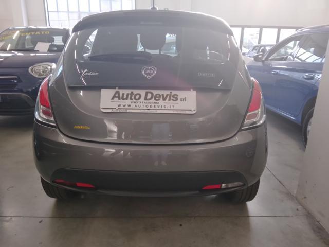 LANCIA Ypsilon 1.0 FireFly 5 porte S&S Hybrid Silver