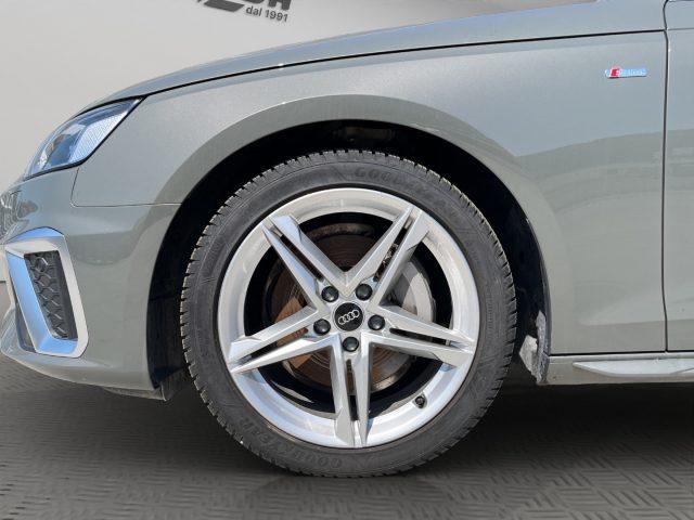 AUDI A4 Avant 40 2.0TDI S-LINE 204CV