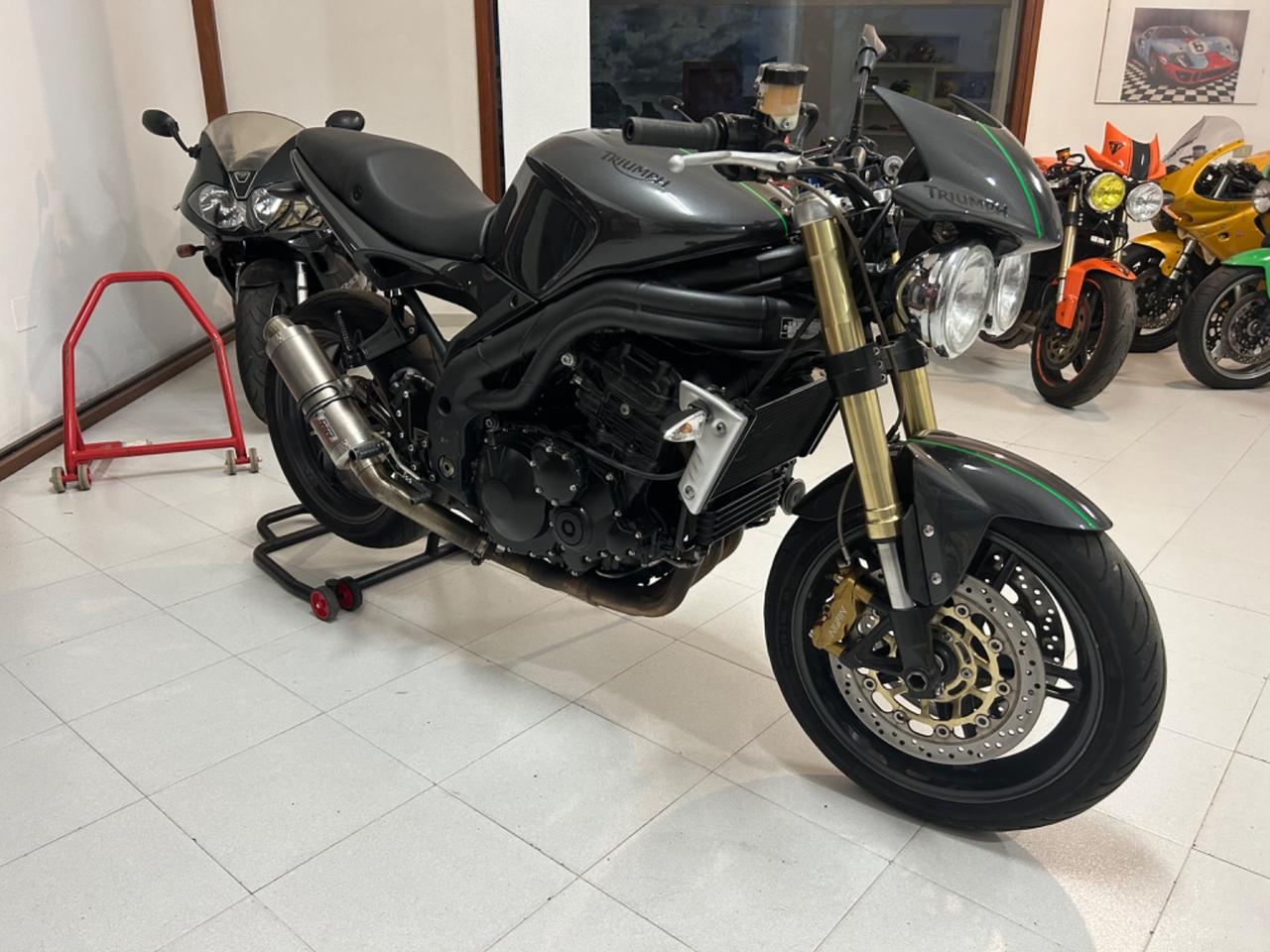 Triumph Speed triple 1050