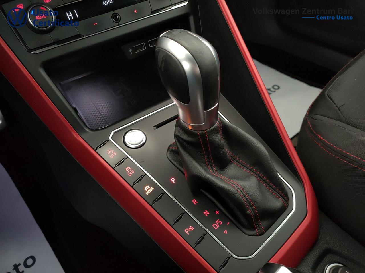 Volkswagen Polo 5p 2.0 tsi gti 200cv dsg