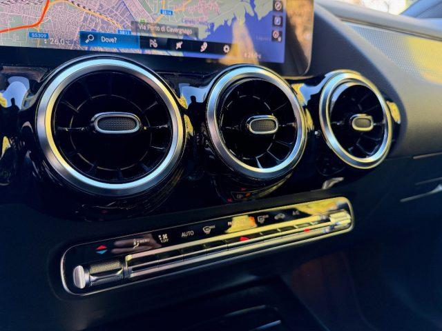 MERCEDES-BENZ GLA 180 136CV SPORT AUTOMATIC KM-49.000 TAGLAINDATI!