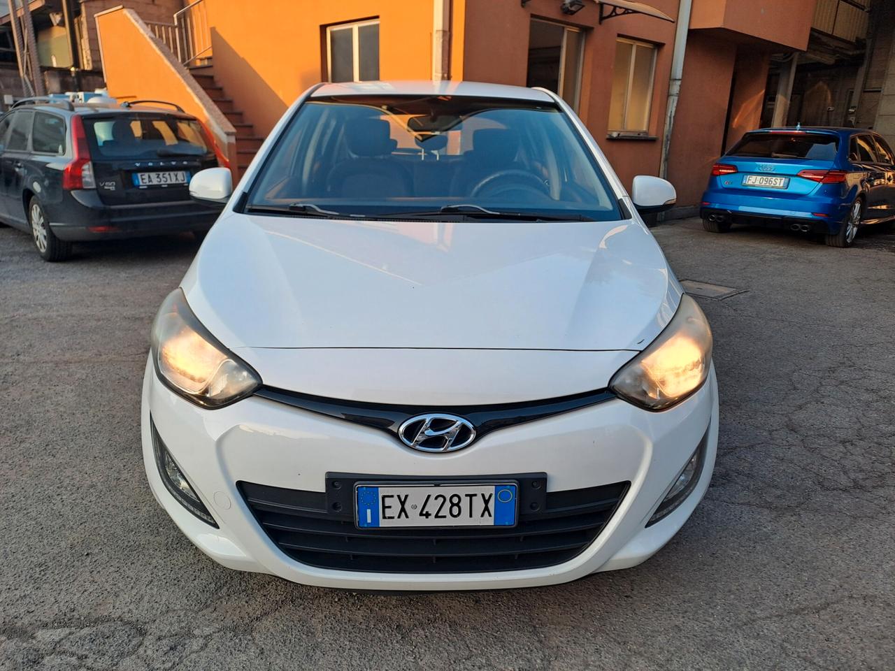 HYUNDAI i20 1.4 ** AUTOMATICA **