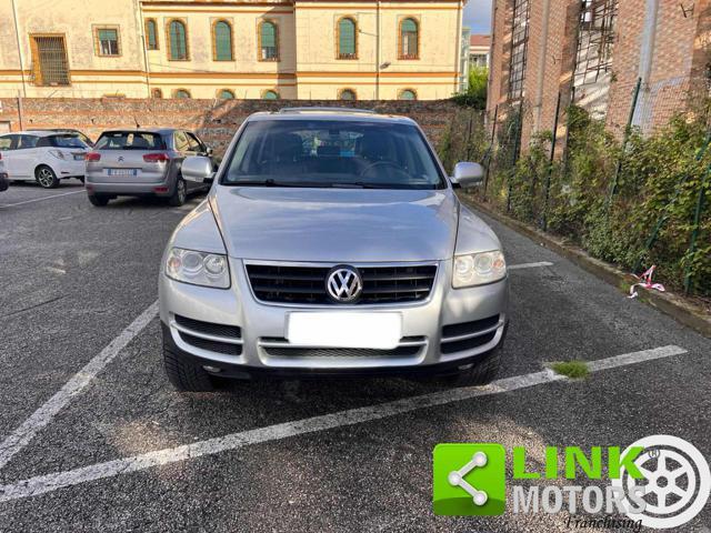 VOLKSWAGEN Touareg 3.2 V6 tiptronic