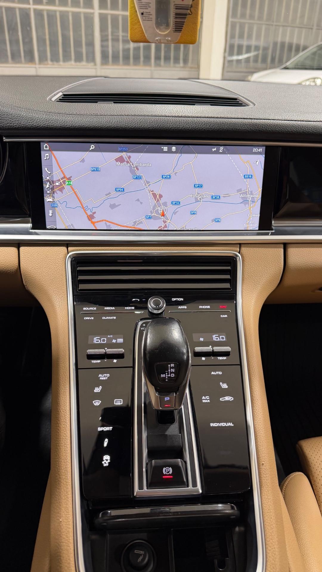 Porsche Panamera 4S 4.0 Diesel