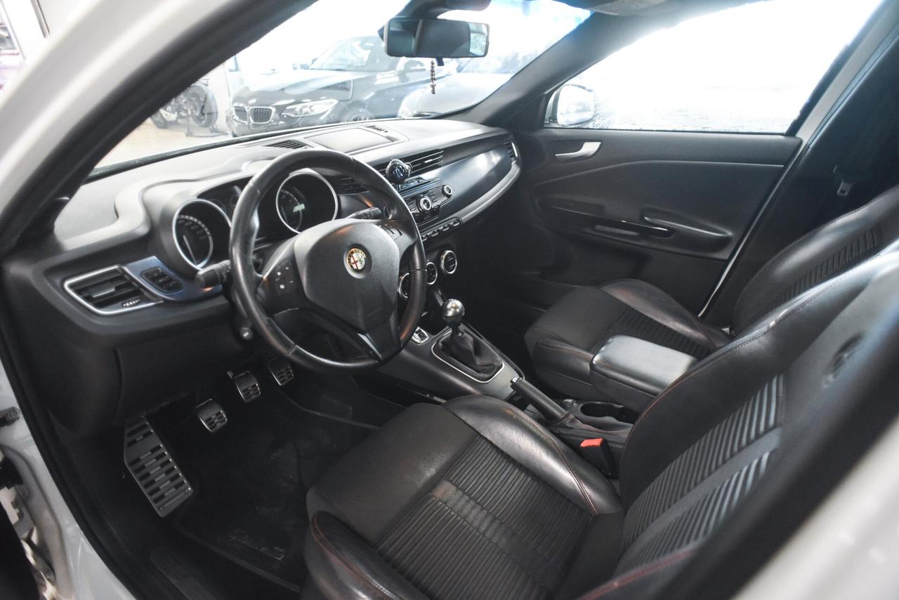 Alfa Romeo Giulietta 1750 TBi Quadrifoglio Verde