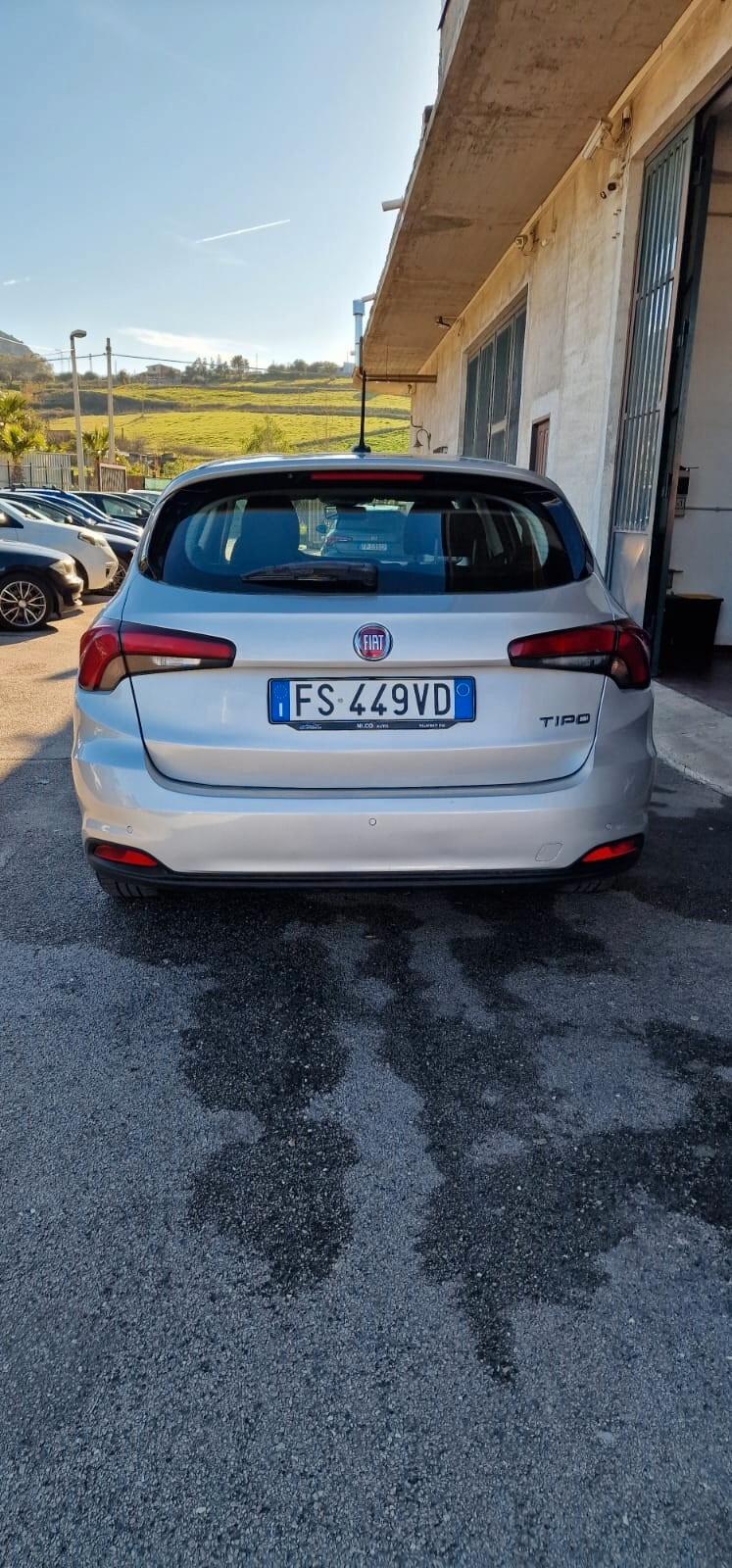 Fiat Tipo 1.6 Mjt S&S 5 porte Lounge