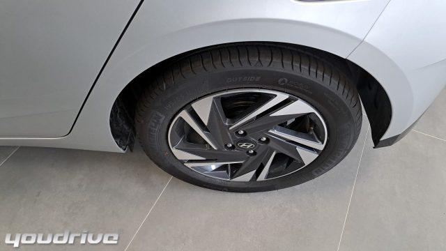 HYUNDAI i20 1.2 MPI MT Connectline+EXT Pack KM0