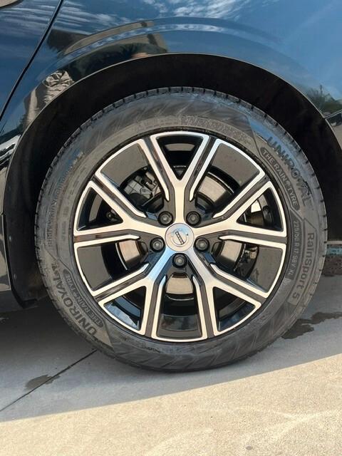 Volvo V60 B4 (d) automatico Core