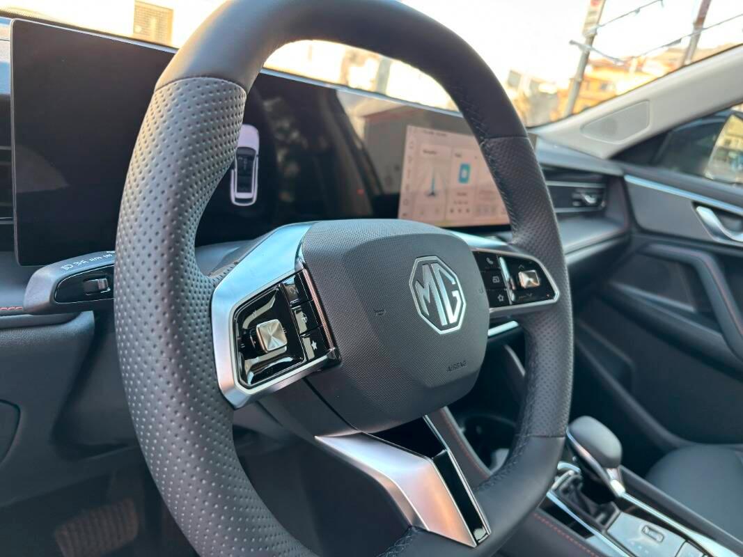 Mg HS 1.5 Hybrid+ Luxury 224CV