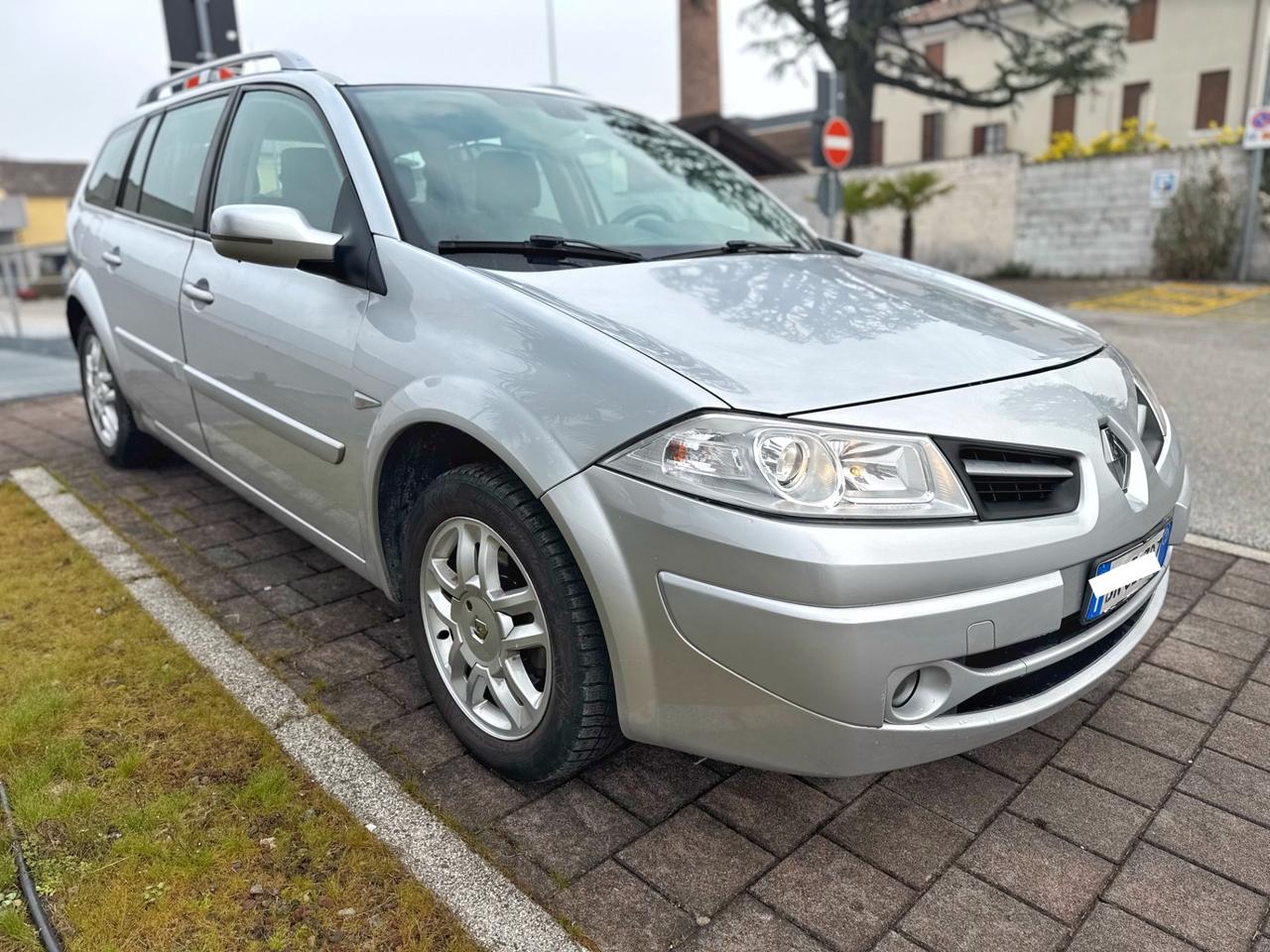 Renault Megane Mégane 1.6 16V 5 porte Serie Speciale Exception
