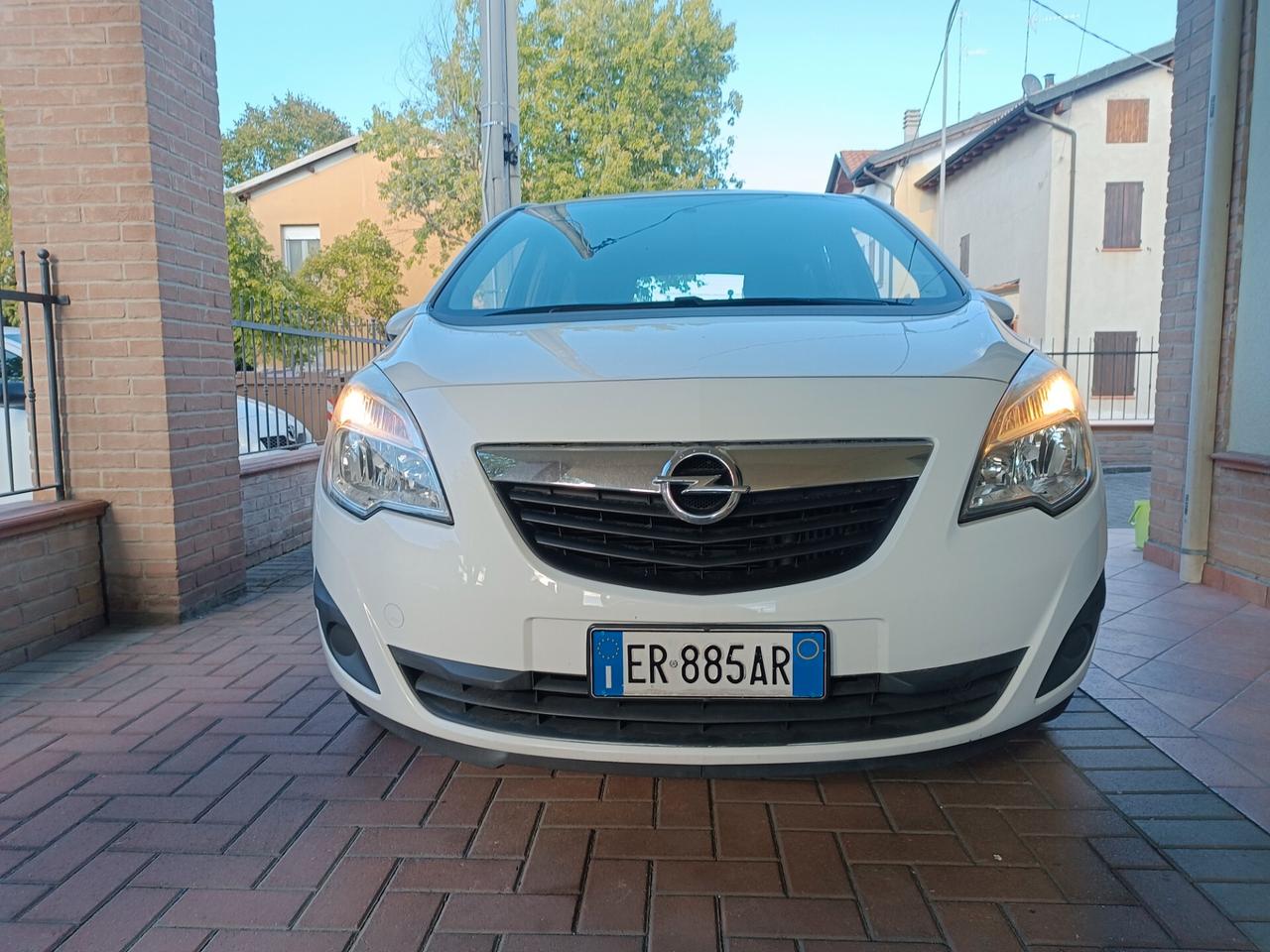 Meriva II 2010 1.3 cdti ecoflex Elective 95cv