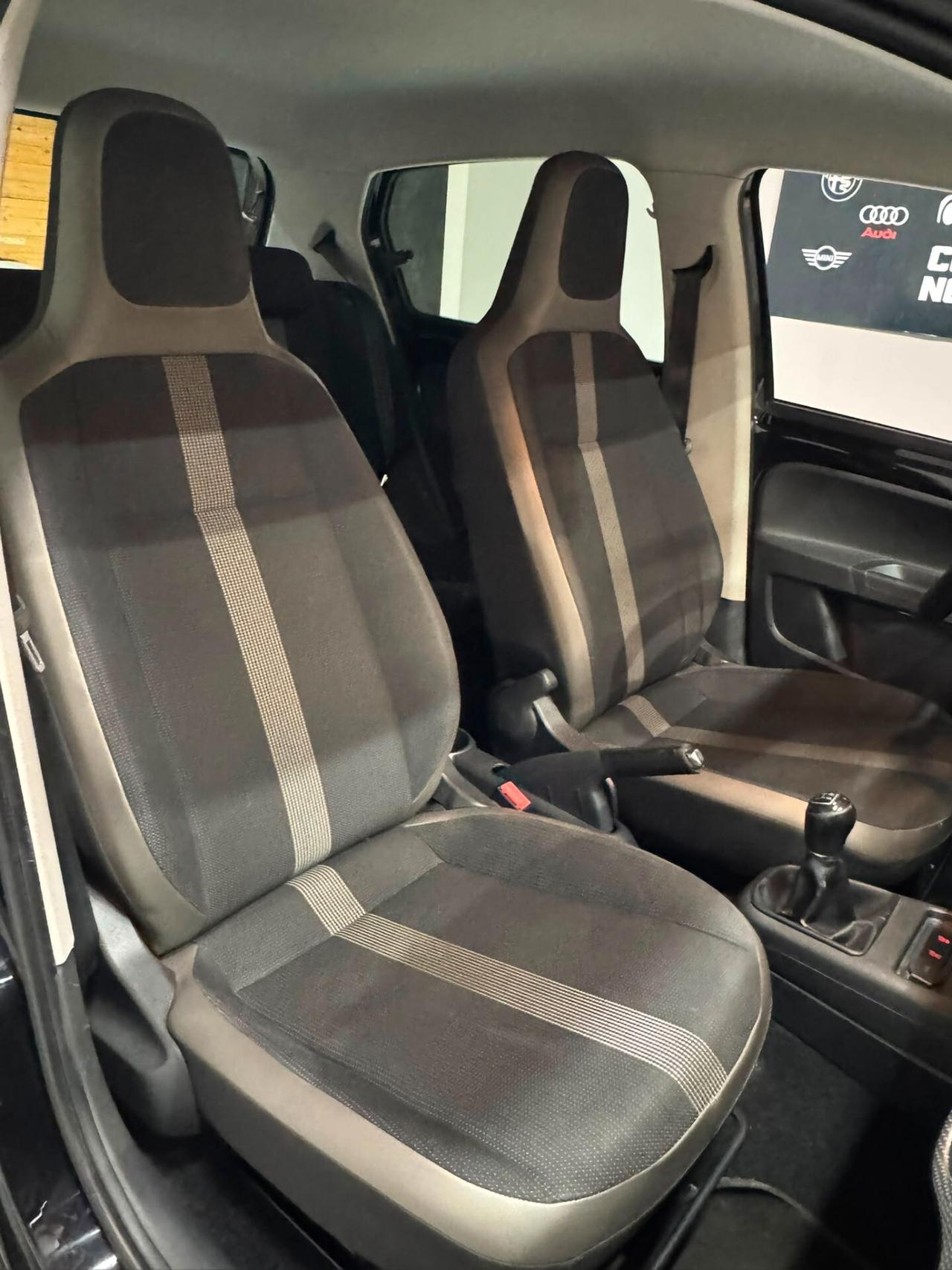 Volkswagen up! 1.0 75 CV 5p. high