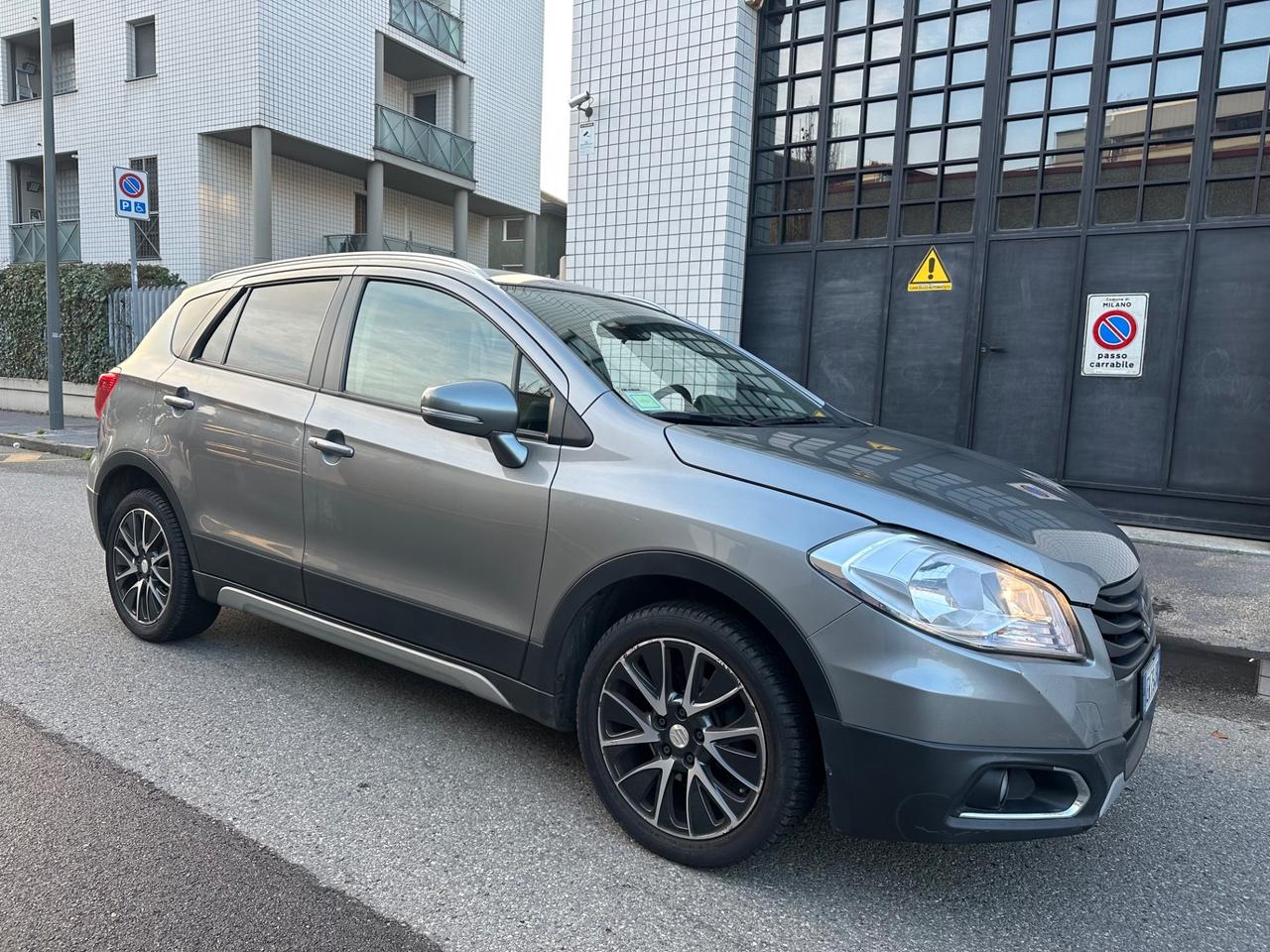 Suzuki SX4 S-Cross 1.6 16V VVT CVT Star View