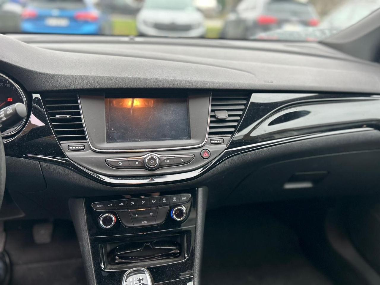 Opel Astra Innovation 1.4 Turbo Ecotec #8398