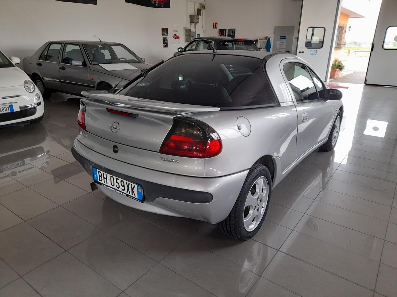 Opel Tigra 1.4i 16V cat