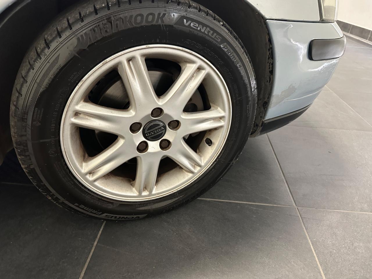 VOLVO S60 2.4 BERLINA 170CV GPL TETTO PELLE