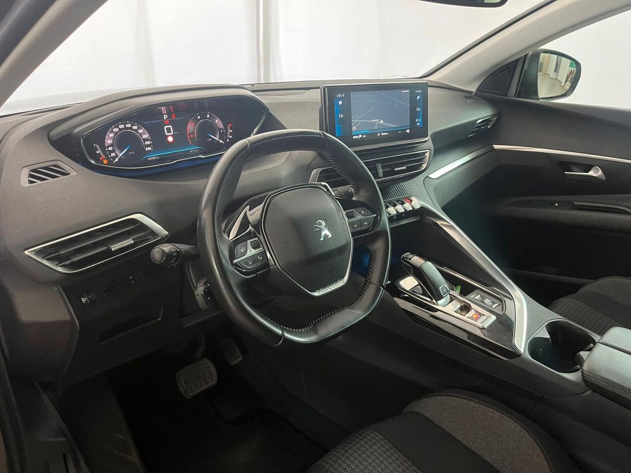 Peugeot 3008 BlueHDi 130 S&S EAT8 Active Business